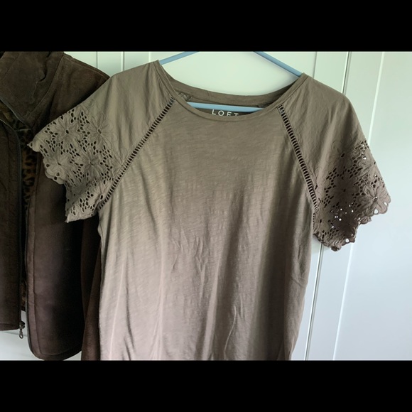 LOFT Vintage soft Eyelet sleeve casual feminine - Picture 3 of 3